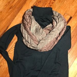 Infinity scarf